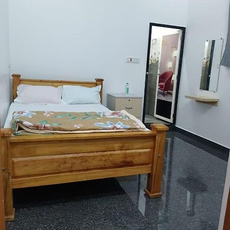 Ss Residency Otel Māranhalli Dış mekan fotoğraf