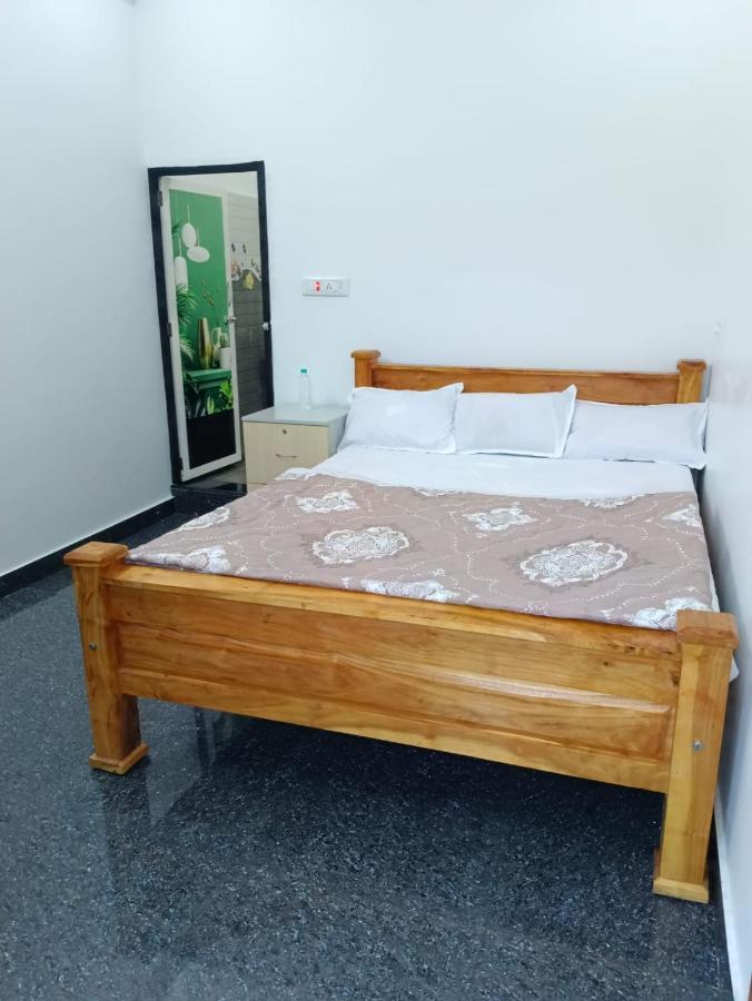 Ss Residency Otel Māranhalli Dış mekan fotoğraf